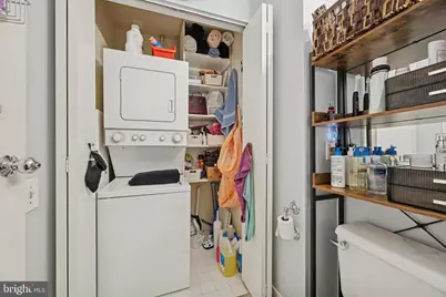 315 New Street #111, Philadelphia, PA 19106 - Photo 17