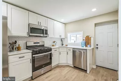 416 Dudley Street, Philadelphia, PA 19148 - Photo 9