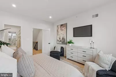 2316 Dickinson Street, Philadelphia, PA 19146 - Photo 9