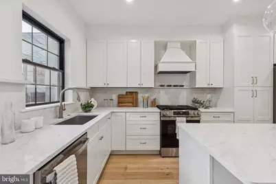 2316 Dickinson Street, Philadelphia, PA 19146 - Photo 5