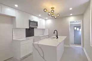 1332 S 51st St, Philadelphia, PA 19143 - Photo 5