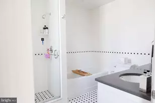 1520 Spruce St, Philadelphia, PA 19102 - Photo 19