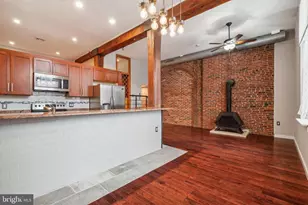 12 Letitia St, Philadelphia, PA 19106 - Photo 9