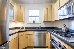 1807 Pemberton St, Philadelphia, PA 19146 - Photo 7