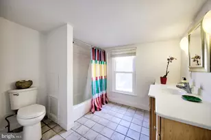 1807 Pemberton St, Philadelphia, PA 19146 - Photo 11