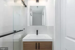 2030 N Lawrence St, Philadelphia, PA 19122 - Photo 33