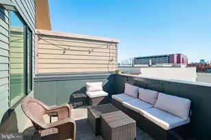 421 Wallace St, Philadelphia, PA 19123 - Photo 17