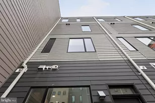 421 Wallace St, Philadelphia, PA 19123 - Photo 29