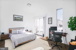 421 Wallace St, Philadelphia, PA 19123 - Photo 13