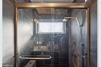 1825 Gerritt Street, Philadelphia, PA 19146 - Photo 15