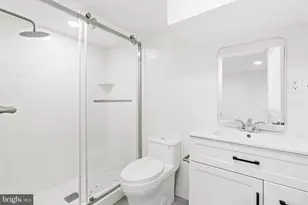 628 S 51st St, Philadelphia, PA 19143 - Photo 23