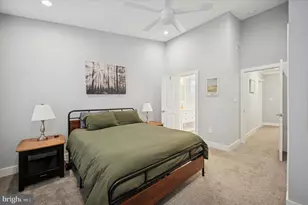 327 Leverington Ave, Philadelphia, PA 19128 - Photo 9