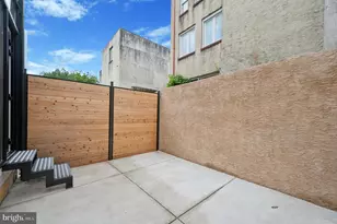 108 N Van Pelt St, Philadelphia, PA 19103 - Photo 11