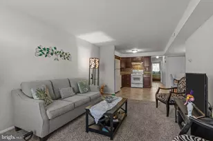 600 Hazell Ln, Philadelphia, PA 19116 - Photo 3