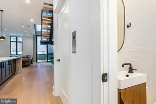 2320 Sansom St, Philadelphia, PA 19103 - Photo 5