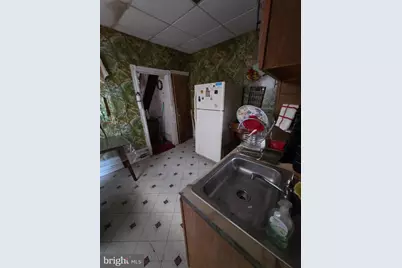872 N 46th Street, Philadelphia, PA 19139 - Photo 11