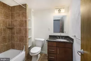 1201 Fitzwater St, Philadelphia, PA 19147 - Photo 21