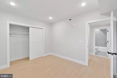 518 W Susquehanna Avenue, Philadelphia, PA 19122 - Photo 13