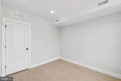 518 W Susquehanna Avenue, Philadelphia, PA 19122 - Photo 41