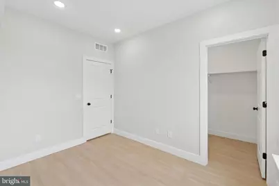 518 W Susquehanna Avenue, Philadelphia, PA 19122 - Photo 53