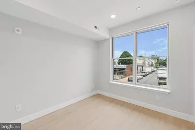 518 W Susquehanna Avenue, Philadelphia, PA 19122 - Photo 39