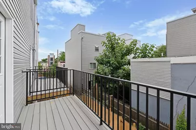 518 W Susquehanna Avenue, Philadelphia, PA 19122 - Photo 37