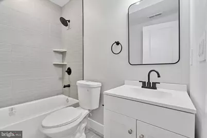 518 W Susquehanna Avenue, Philadelphia, PA 19122 - Photo 29