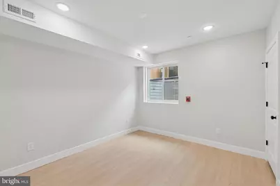 518 W Susquehanna Avenue, Philadelphia, PA 19122 - Photo 25