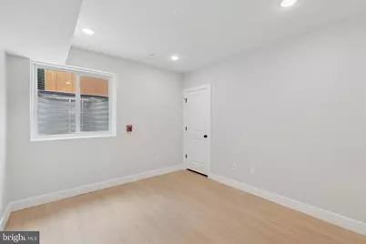 518 W Susquehanna Avenue, Philadelphia, PA 19122 - Photo 27