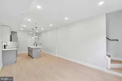 518 W Susquehanna Avenue, Philadelphia, PA 19122 - Photo 35