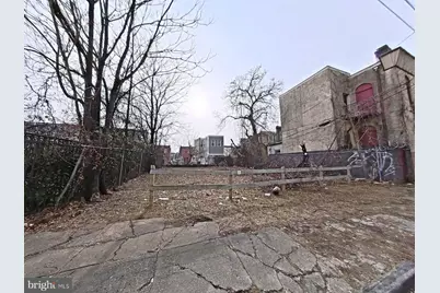 3042 W Arizona Street, Philadelphia, PA 19132 - Photo 1