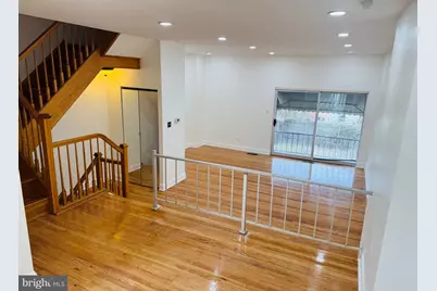 6829 Lindbergh Boulevard, Philadelphia, PA 19142 - Photo 3