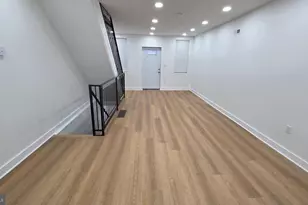 560 E Carver St, Philadelphia, PA 19120 - Photo 9