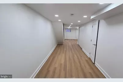 560 E Carver Street, Philadelphia, PA 19120 - Photo 15