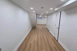 560 E Carver St, Philadelphia, PA 19120 - Photo 15