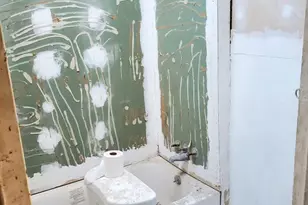 2907 N Bailey St, Philadelphia, PA 19132 - Photo 5