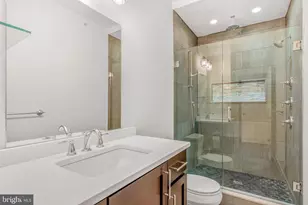 924 S 11th St, Philadelphia, PA 19147 - Photo 15