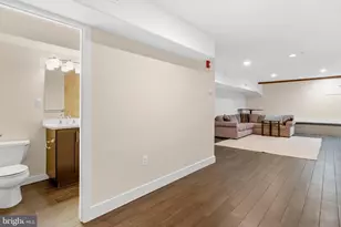 924 S 11th St, Philadelphia, PA 19147 - Photo 19