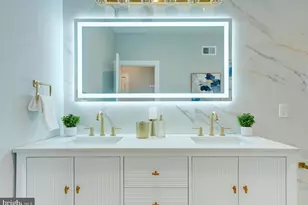 1019 E Palmer St, Philadelphia, PA 19125 - Photo 31