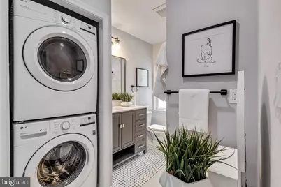 1553 S Woodstock Street, Philadelphia, PA 19146 - Photo 9