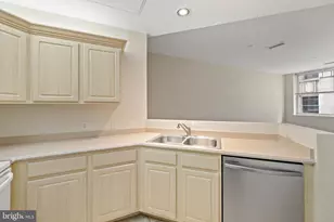 1600 Arch St, Philadelphia, PA 19103 - Photo 5