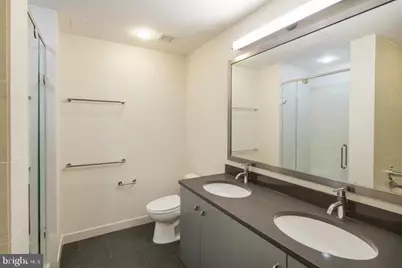 2101 Market Street #4205, Philadelphia, PA 19103 - Photo 5