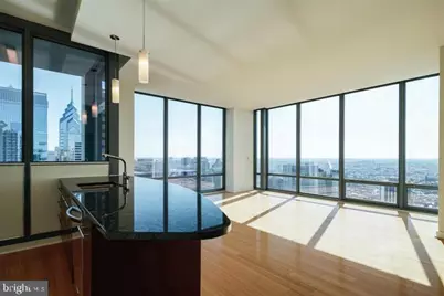2101 Market Street #4205, Philadelphia, PA 19103 - Photo 9