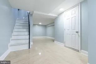 2226 Sepviva St, Philadelphia, PA 19125 - Photo 25