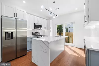 2650 Earp Street, Philadelphia, PA 19146 - Photo 9