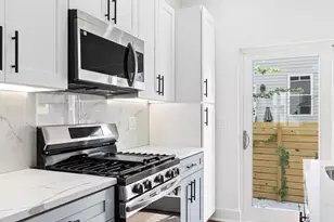 2650 Earp St, Philadelphia, PA 19146 - Photo 11