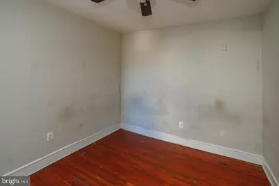 1611 W Susquehanna Avenue, Philadelphia, PA 19121 - Photo 13