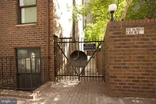 31 St James Ct, Philadelphia, PA 19106 - Photo 1