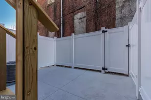 137 W Huntingdon St, Philadelphia, PA 19133 - Photo 21