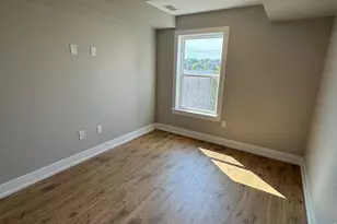 2402 N 2nd St, Philadelphia, PA 19133 - Photo 11